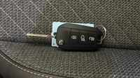 Peugeot 2008 1.2 PureTech 130ch S&S Allure EAT8 — photo 16