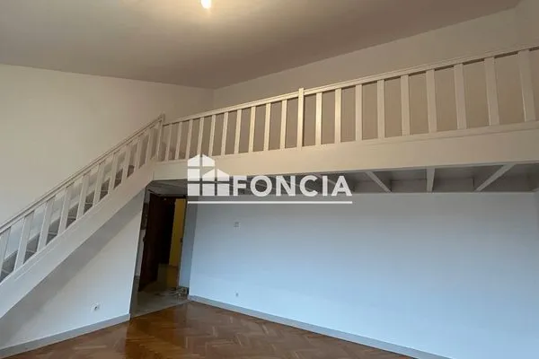 Appartement 3 pièces 82 m²