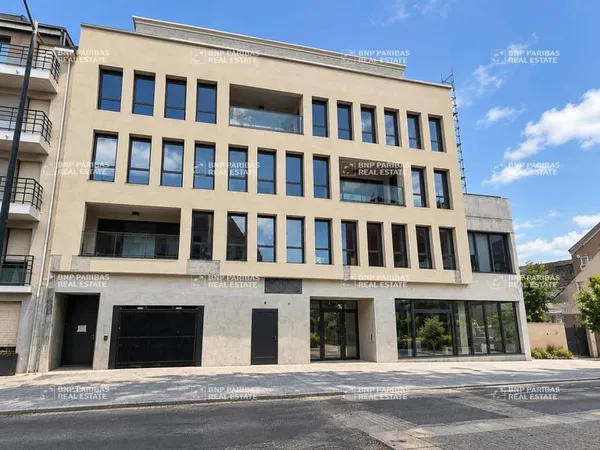 Bureaux 1104 m²