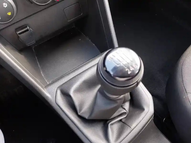 Dacia Sandero eco-g 100 — photo 22