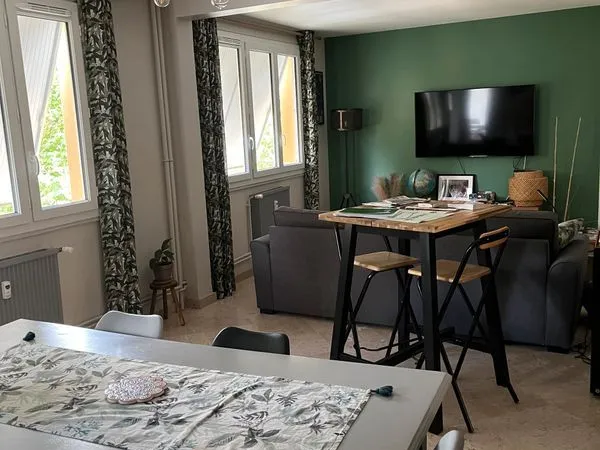 🏡 À vendre - Appartement F4 de 73 m² vendu loué - Aubenas