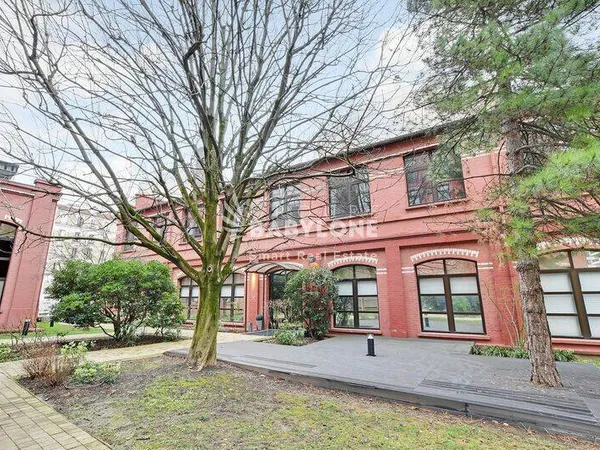 Bureaux 268 m²