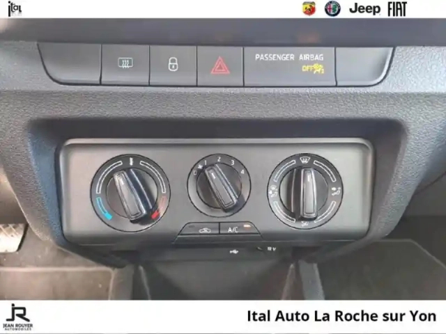 Skoda Fabia 1.0 mpi 60ch drive 125 ans euro6d-t 3cv — photo 14