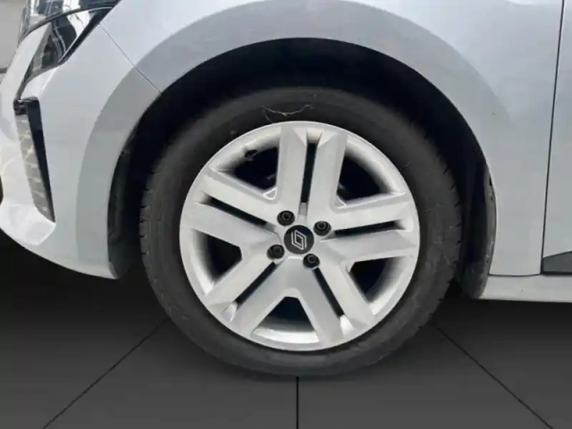 Renault Clio 1.0 tce 90ch evolution — photo 11