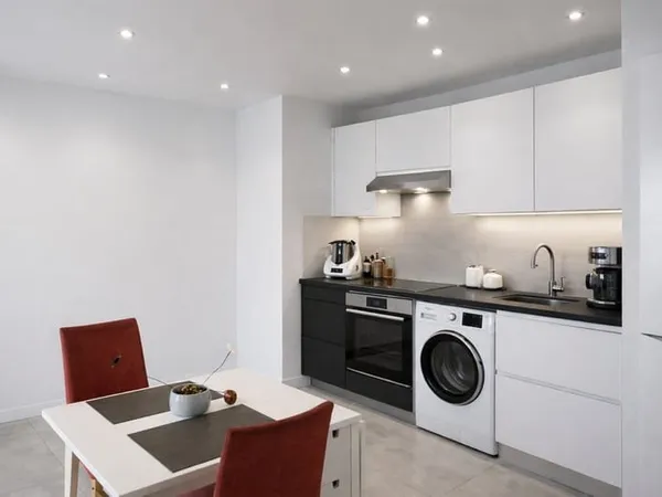 T2+PARKING+BALCON