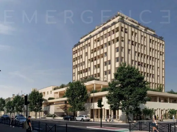 Local commercial 708 m²