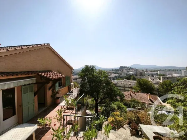 Maison 5 pièces 153 m²