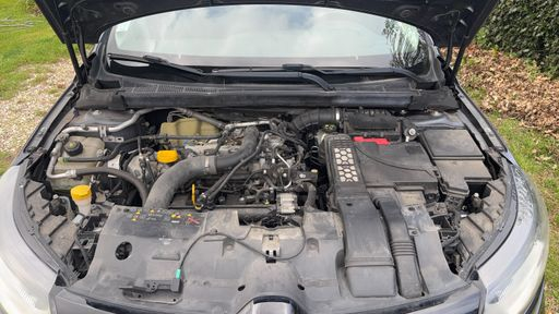 Renault Megane 1.2 TCe 130 - Intens – 2016 – 125969 km – Essence – Boîte Manuelle — photo 30
