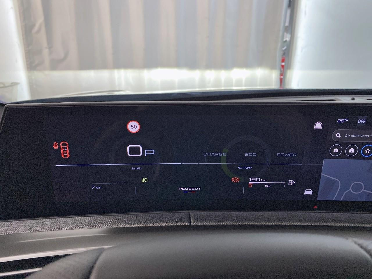 Peugeot 3008 hybrid 145 e-dcs6 gt — photo 13