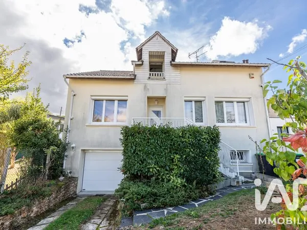 Maison 5 pièces 136 m²