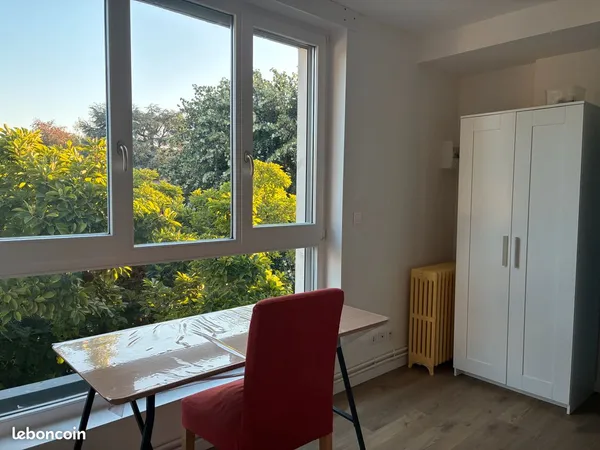 Studio meublé rénové 15 m² - Barbieux - Calme et sécurisé