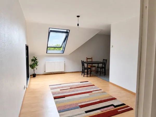 T2 meublé de 48 m² - centre de Roubaix - ascenseur