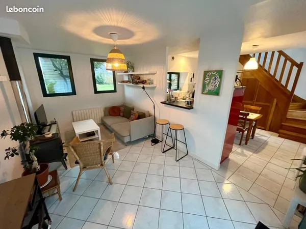 LOCATION maisonnette meublée