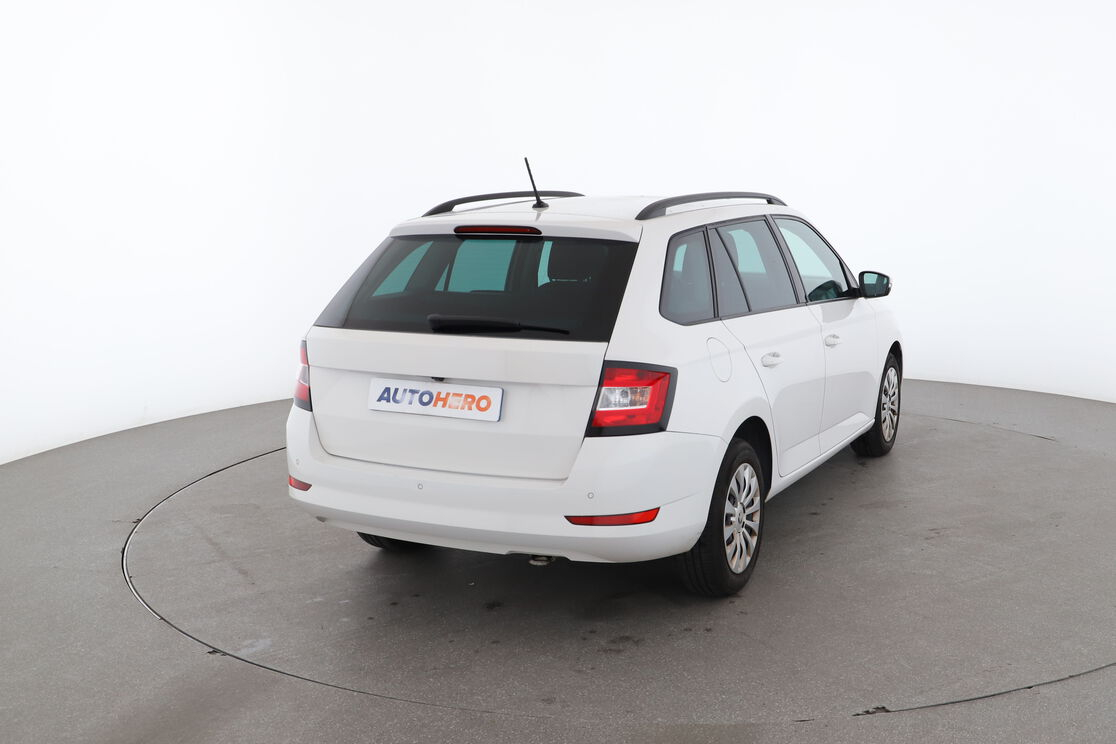 Skoda Fabia Combi 1.0 TSI Business — photo 5