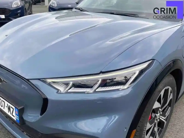 Ford Mustang mach-e standard range 76 kwh 269 ch awd — photo 17