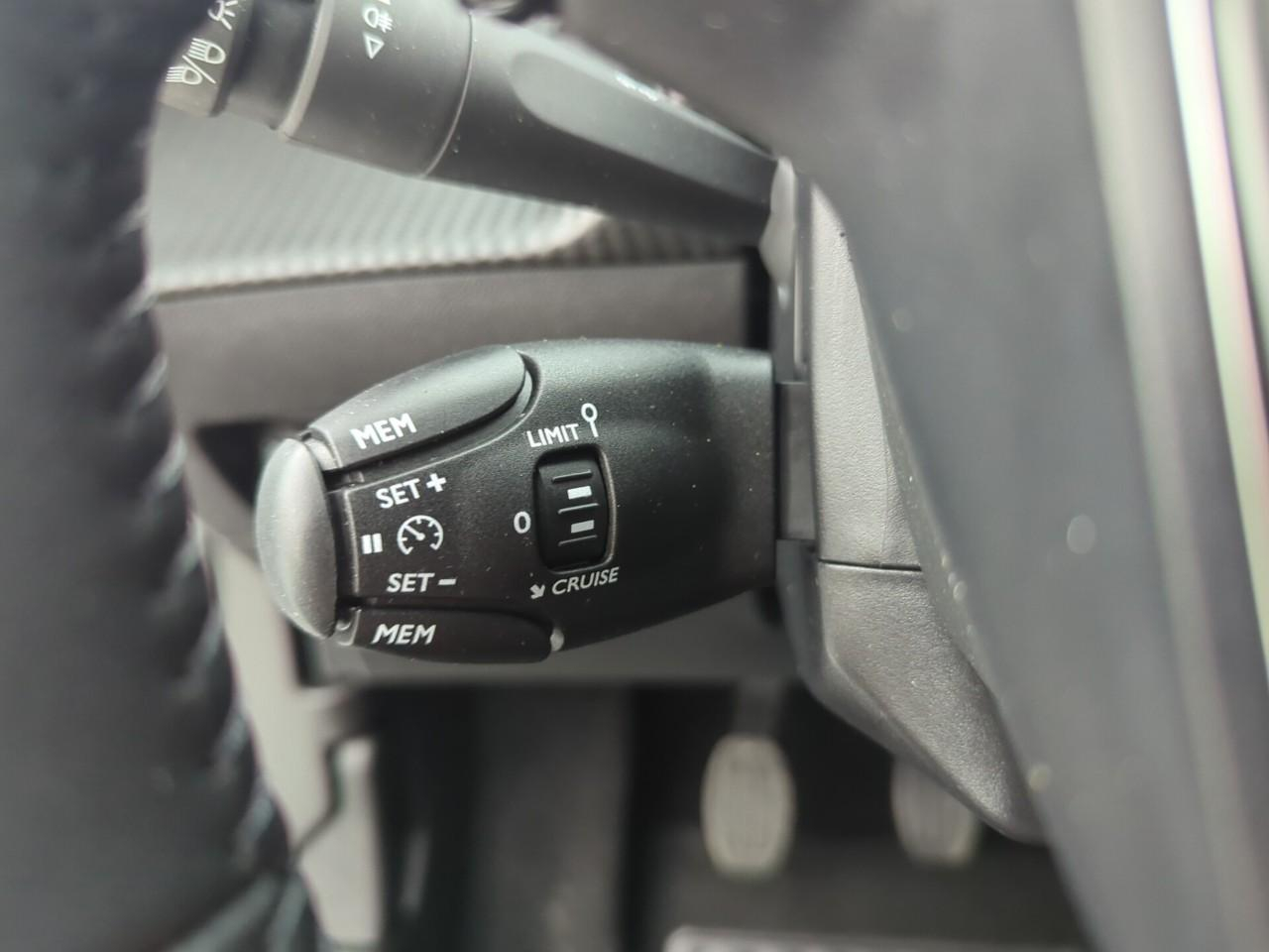Peugeot 2008 100 s&s bvm6 style — photo 27