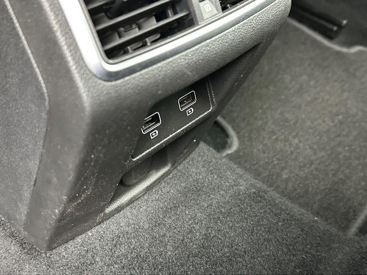 Renault Megane megane iv berline blue dci 115 evolution — photo 34
