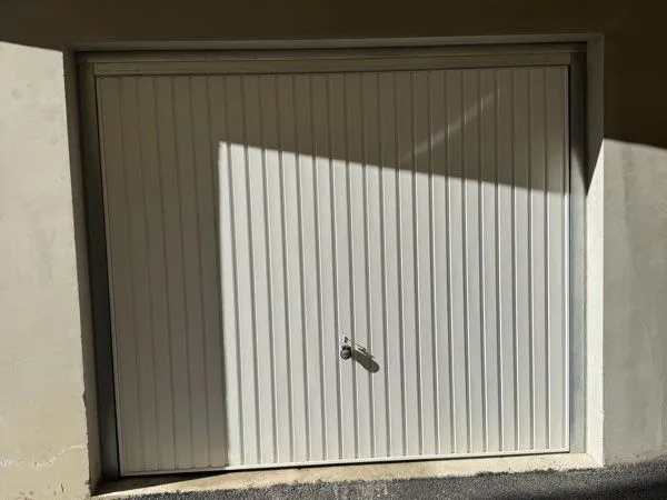 À louer garage la tronche