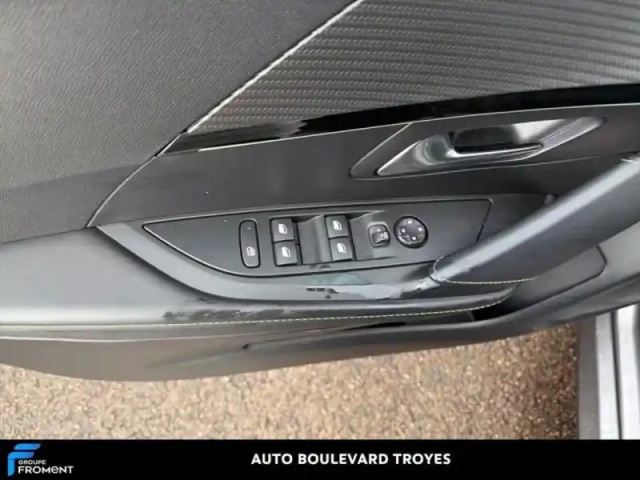 Peugeot 208 1.2 puretech 130ch s&amp;s gt eat8 — photo 30