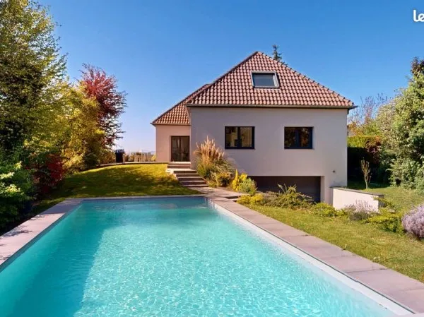 Maison 6 pièces 210 m²