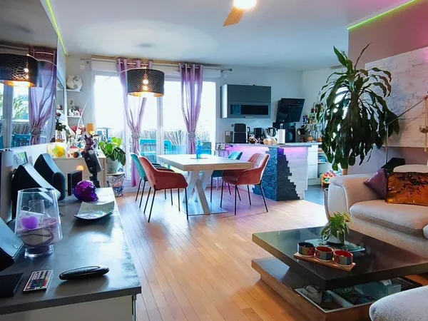 Appartement haut de gamme 3 pièces (68 m²) avec Terrasse, Cave & Parking — Châtenay-Malabry