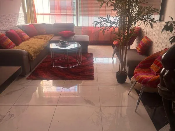 Appartement spacieux bien situé