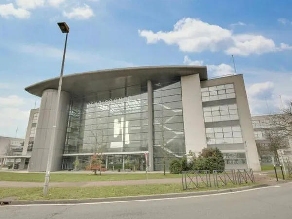 Bureau 4563 m²