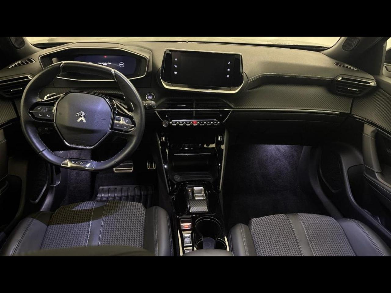 Peugeot 2008 1.5 bluehdi 130ch s&s gt eat8 — photo 11