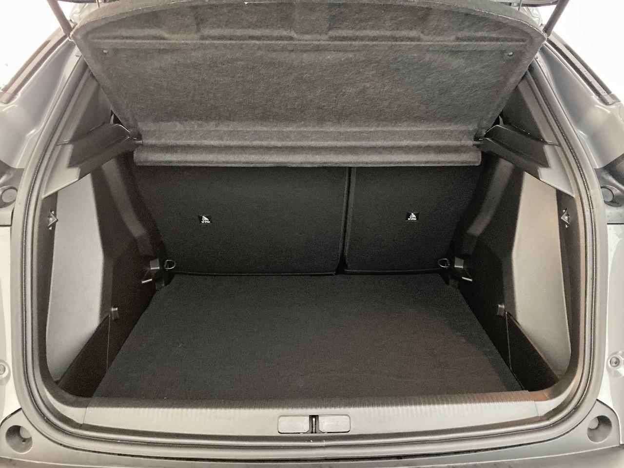 Peugeot 2008 hybrid 145 ch e-dcs6 allure — photo 6