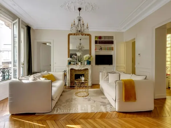 Versailles Notre Dame - Appartement 4 pièces avec ascenseur