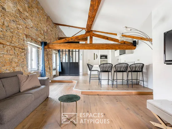 Duplex rénové en dernier étage