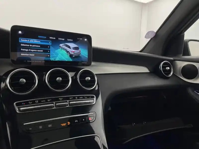 Mercedes Glc 300 e 9g-tronic 4matic — photo 30