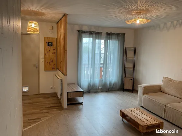 Location appartement meublé f3 en duplex