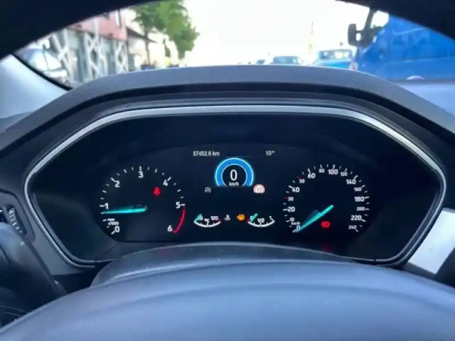 Ford Focus 1.5 tdci 120ch stop&amp;start titanium — photo 11