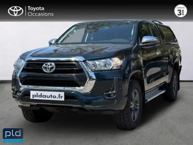 Toyota Hilux 2.4 d-4d x-tra cabine légende 4wd rc21