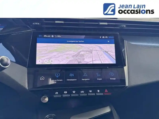 Peugeot 308 phev 180 e-eat8 — photo 15