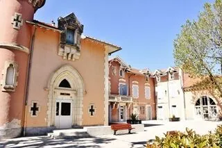 Photo 3