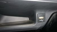 Toyota C-Hr 184h Première 2WD E-CVT MC19 — photo 30