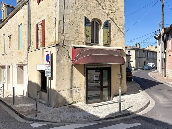 Immeuble 61 m²