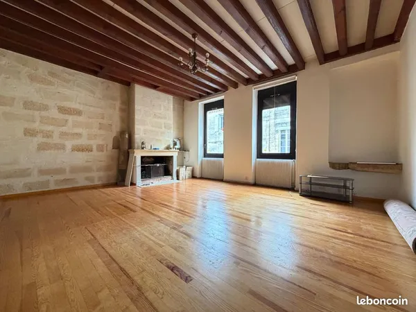 Maison 9 pièces 225 m²