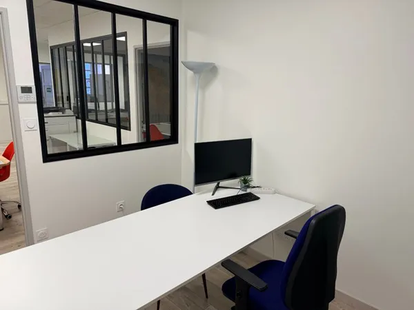 Bureaux à louer de 7,50 m² en centre-ville de Chalon-sur-Saône