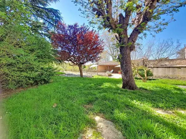Villa 9 pièces 215 m²