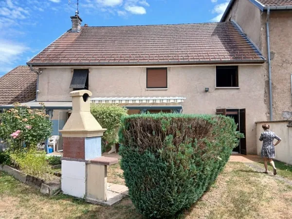Maison à vendre 7 pièces (70)