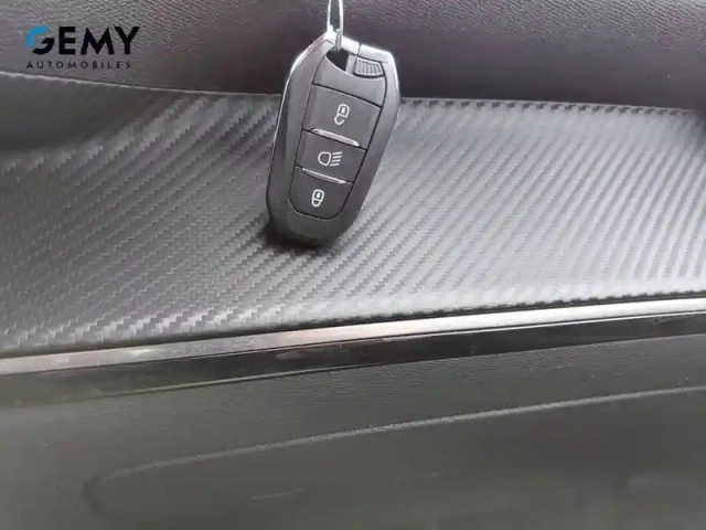 Peugeot 208 electrique 50 kwh 136ch — photo 20