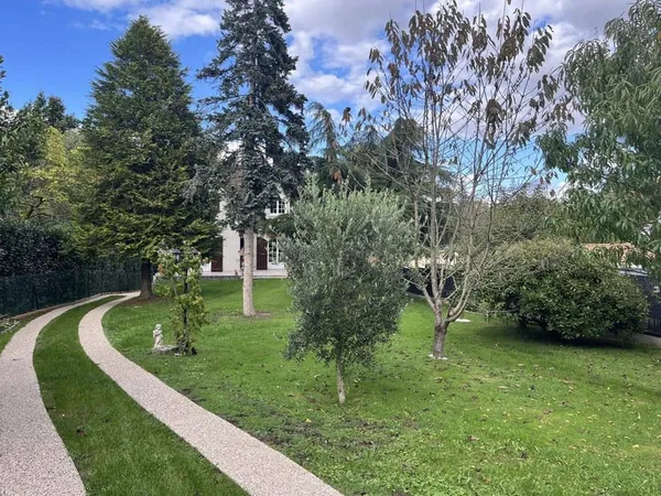 Maison 6 pièces 159 m²