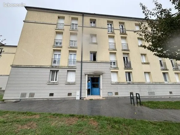 Studio 1 pièce 29 m²