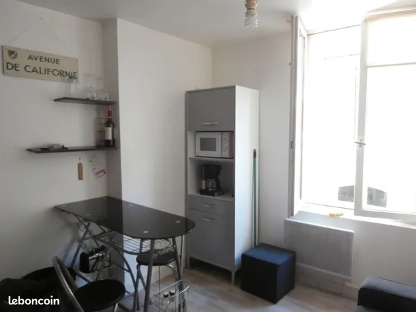 Centre duplex meublé libre le 31 octobre