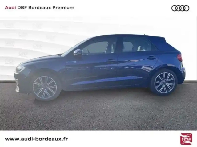 Audi A1 25 tfsi 95 ch s tronic 7 advanced — photo 2