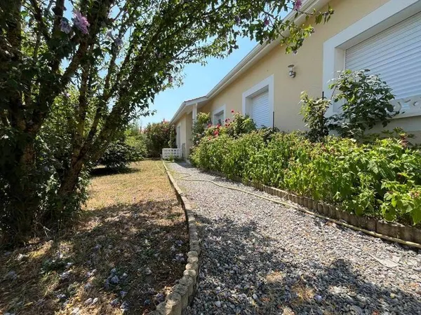 Maison de plain-pied 4 pièces 96 m²