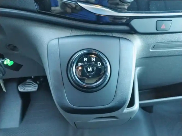 Ford Transit fourgon fg t350 l2h3 2.0 ecoblue 165ch bva8 trend — photo 8